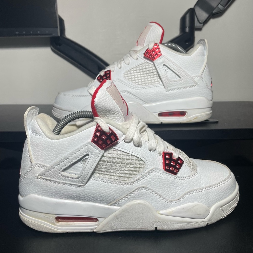 Nike Air Jordan 4 Retro Red Metallic Size 8.5
